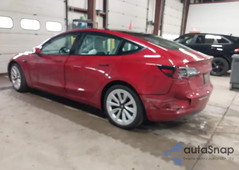 2021 Tesla Model 3 Long Range Dual Motor All-Wheel Drive z USA, uszkodzony, nr VIN 5YJ3E1EB1MF990341